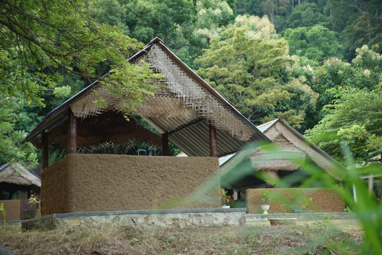 Agoura Hills Hotel Kurunegala Buitenkant foto
